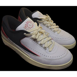 Women's Air Jordan 2 Retro Low "Chicago Twist" Sneakers Size 12 FD4849-106